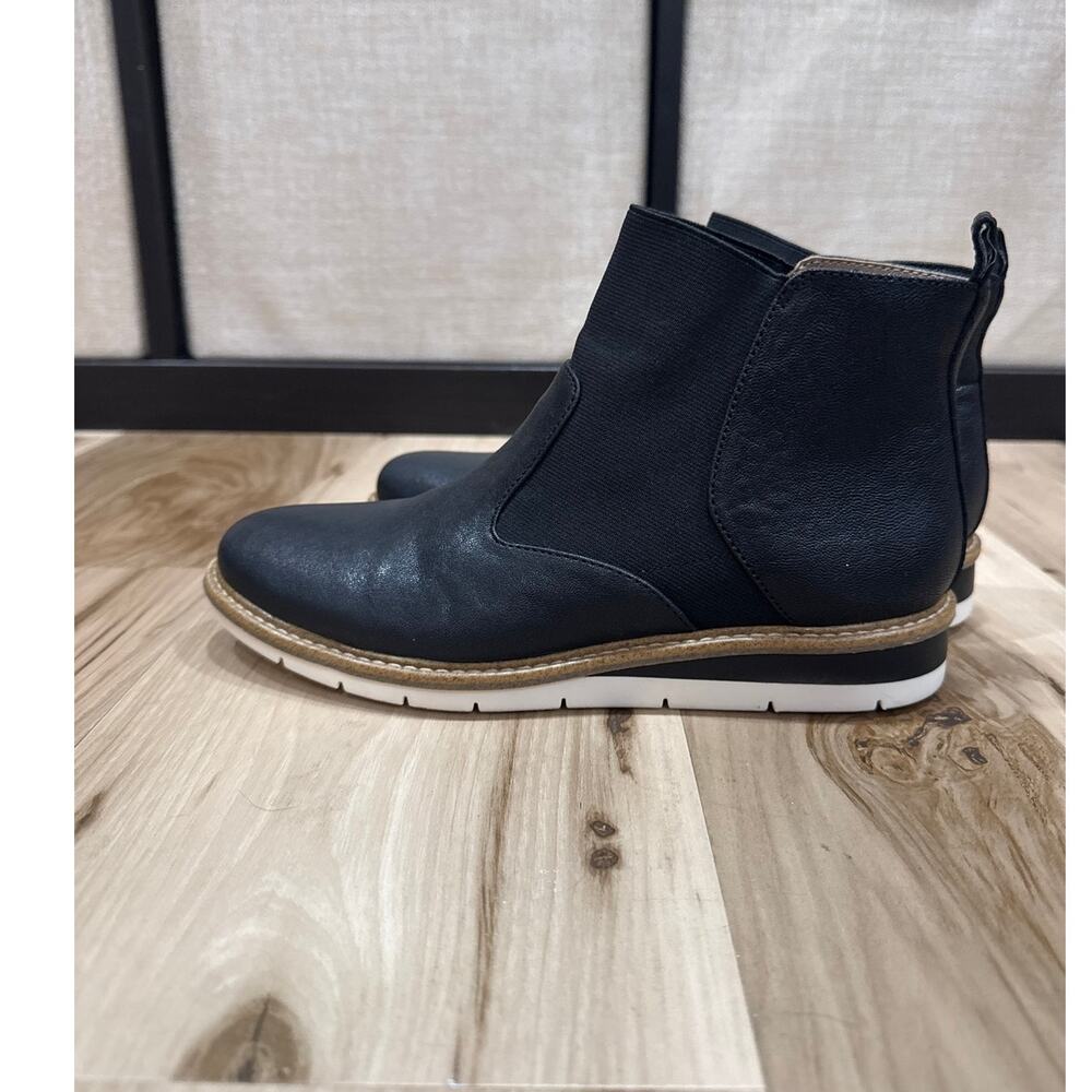 Kelly & Katie Arlo Black Leather Wedge Boots Women's Size 6.5M
